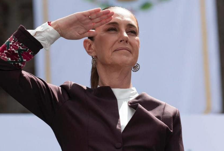 Encabeza Sheinbaum su primer desfile cívico militar en CDMX