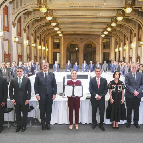 Renuevan pacto de canasta básica en México