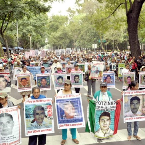 Trabajarán en ´nueva forma de investigación´ en caso de los 43