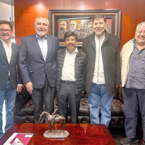 Se reúne ministro presidente de la SCJN con morenistas