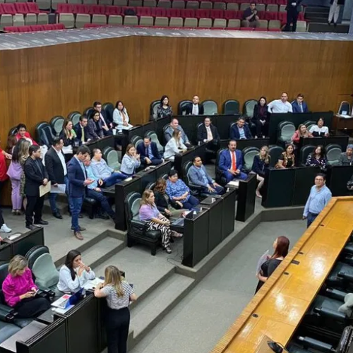 Movimiento Ciudadano buscará acuerdo con PRI y PAN para destrabar parálisis legislativa