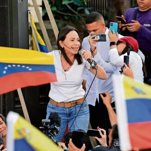 Entregan a María Corina Machado el Nobel de la Paz