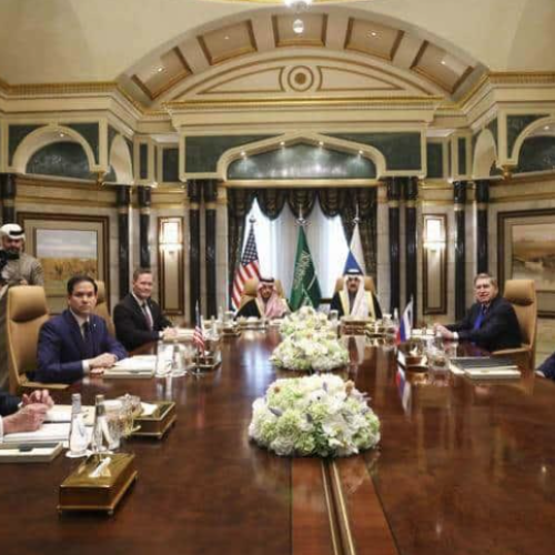 Acuerdan Rusia y EUA trabajar para detener la guerra de Ucrania