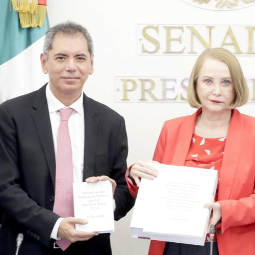 Entrega Hacienda el Paquete Económico 2026 a Senado