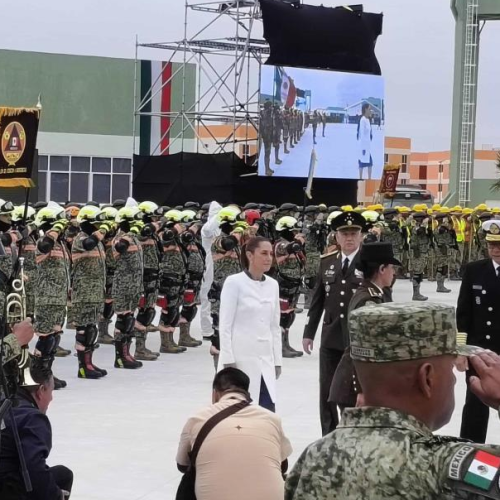 Anuncia presidenta incremento salarial para militares