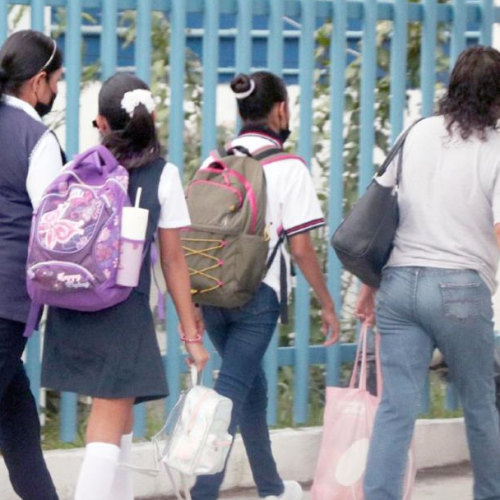 Regresan a clases tras vacaciones de Semana Santa