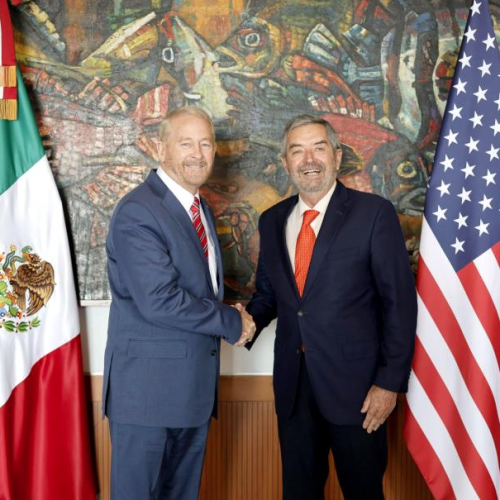 Se reúnen el canciller de México y el embajador de EU