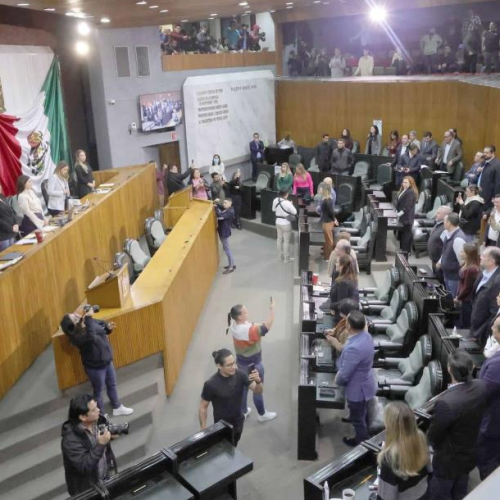 Regresan diputados a sesiones con el reto de aprobar presupuesto