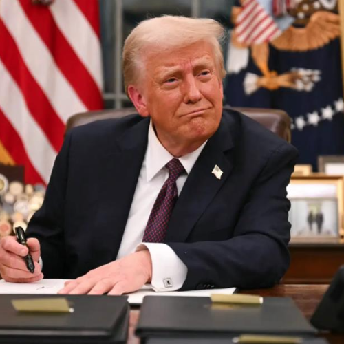 Trump cumple 100 días de su segundo mandato entre polémicas y crisis