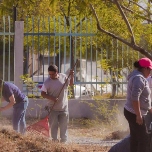 Rehabilitan 277 plazas públicas en SC