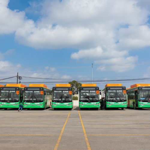 Entrega Samuel 30 nuevas unidades de transporte