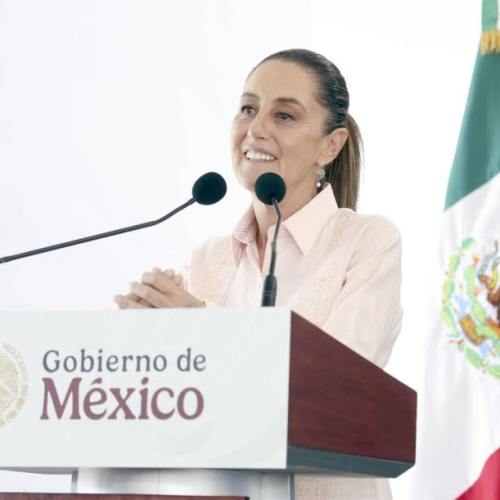 Asegura Sheinbaum que pobreza de México es la más baja en 40 años
