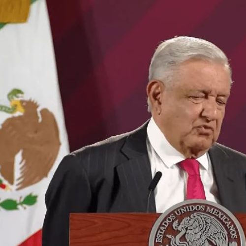 Acusa AMLO que PJ bloquea a 4T y apoya al crimen organizado