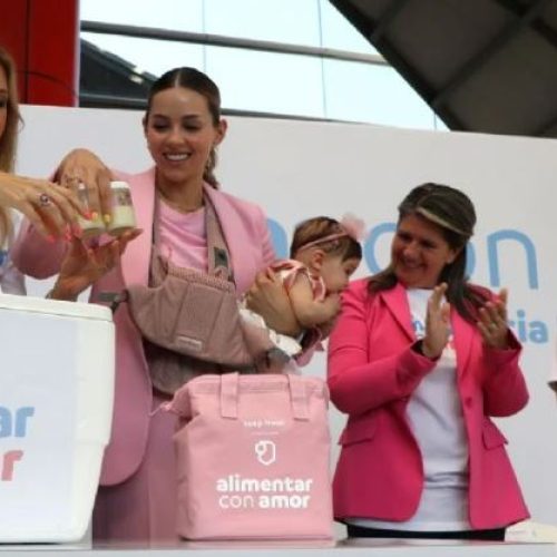 Mariana Rodríguez dona leche materna e invita a más mujeres a sumarse
